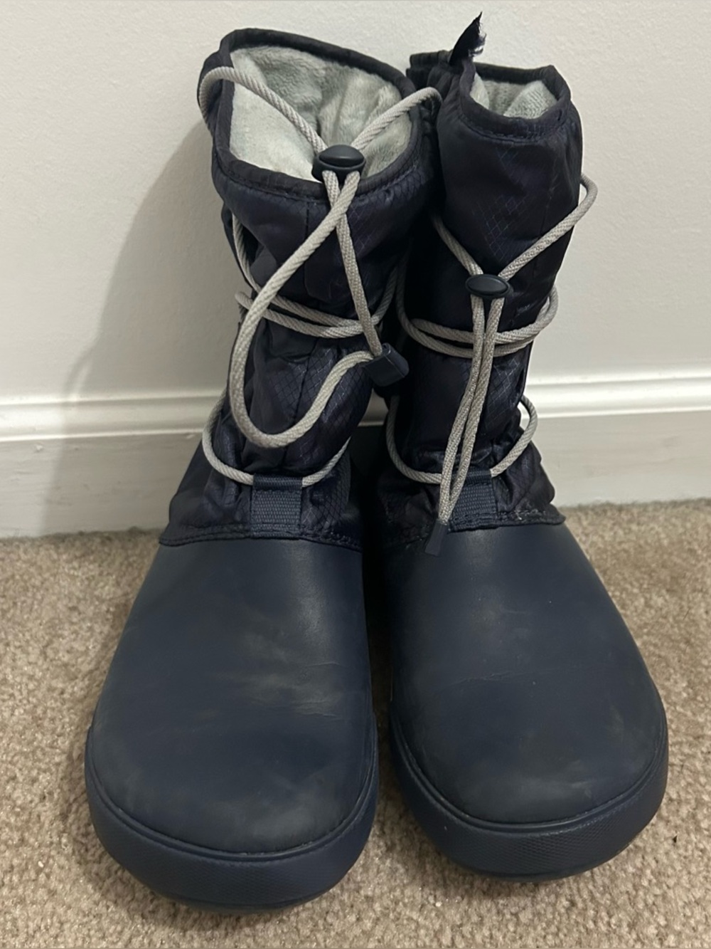 Crocs Crocband II.5 Cinch Navy Boots Women’s Size 8 Winter Puffy Boots